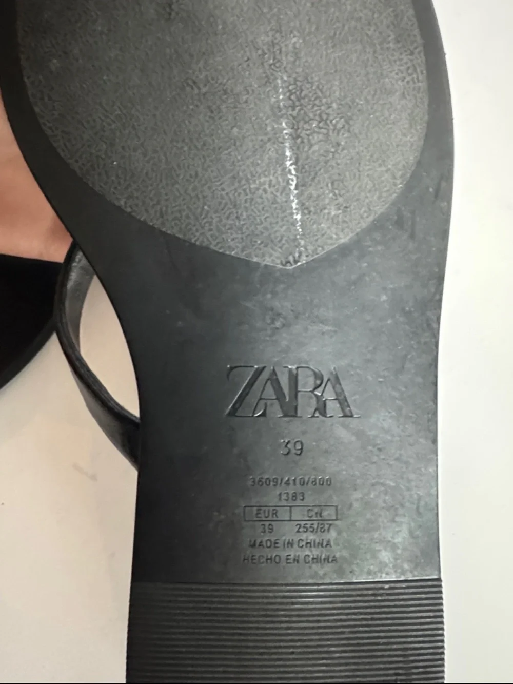 Zara Black Sandal Thongs with Gold Orb Detailing - Picture 4 of 6